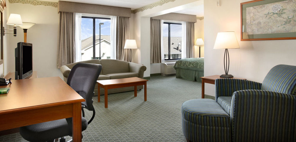 Holiday Inn Express & Suites Baltimore - BWI Airport North By Ihg Linthicum Exteriör bild